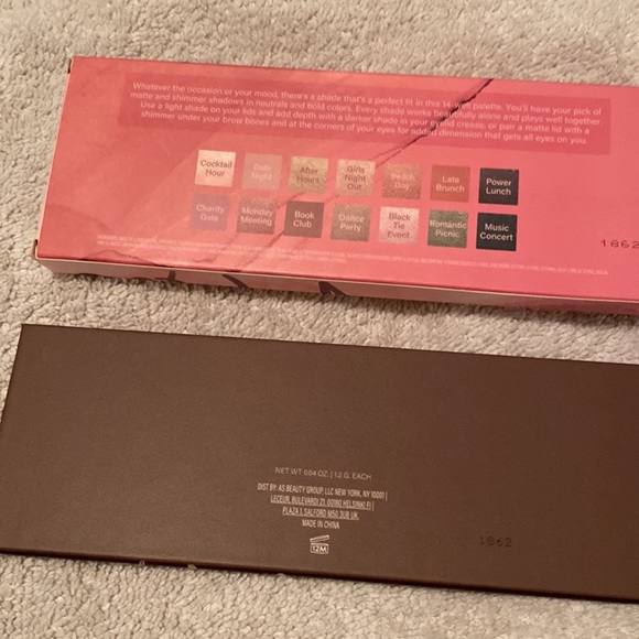 Mally Beauty Best Dressed Lids Neutrals & Bolds 14 Matte & Shimmer Eyeshadows - Picture 9 of 9